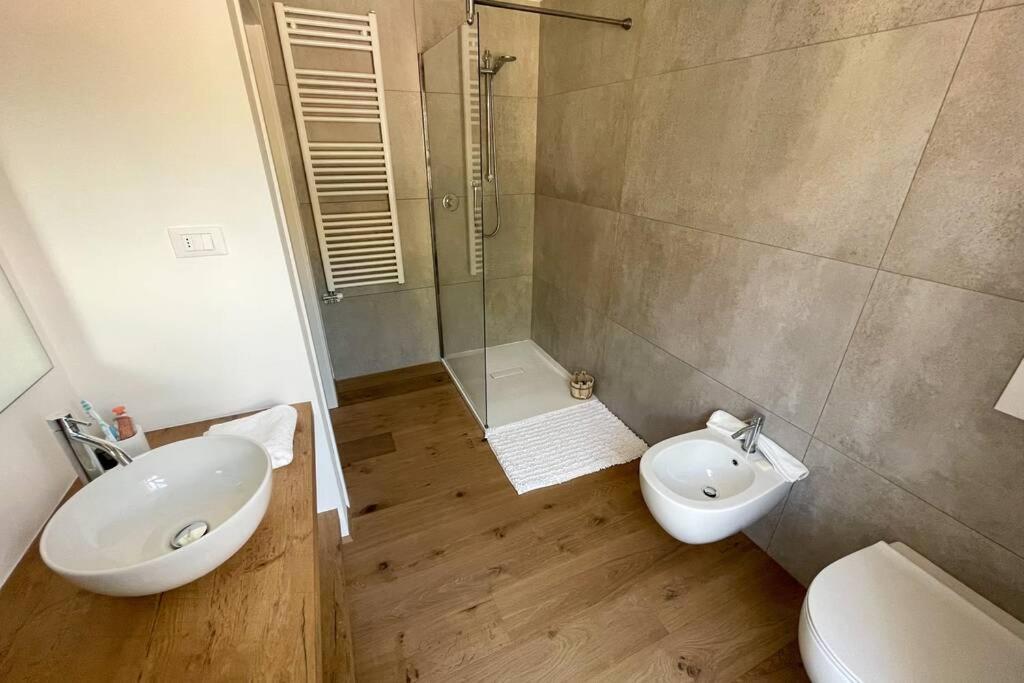 Design Apartment In The Heart Of Болзано Екстериор снимка