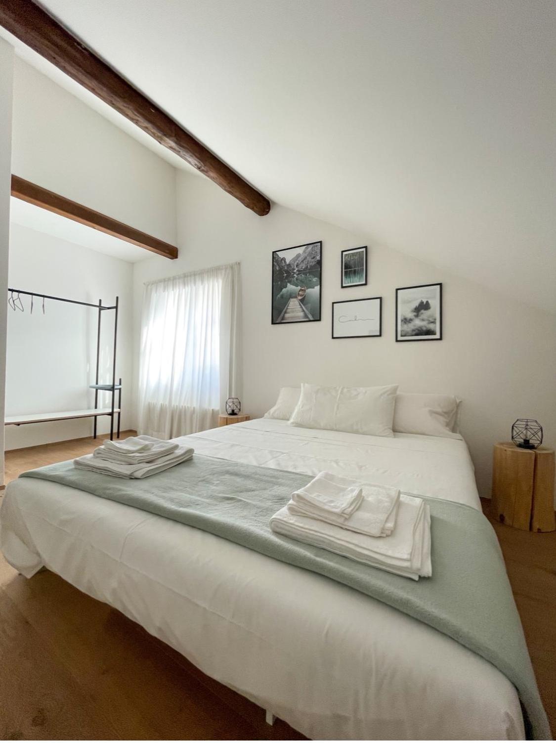 Design Apartment In The Heart Of Болзано Екстериор снимка